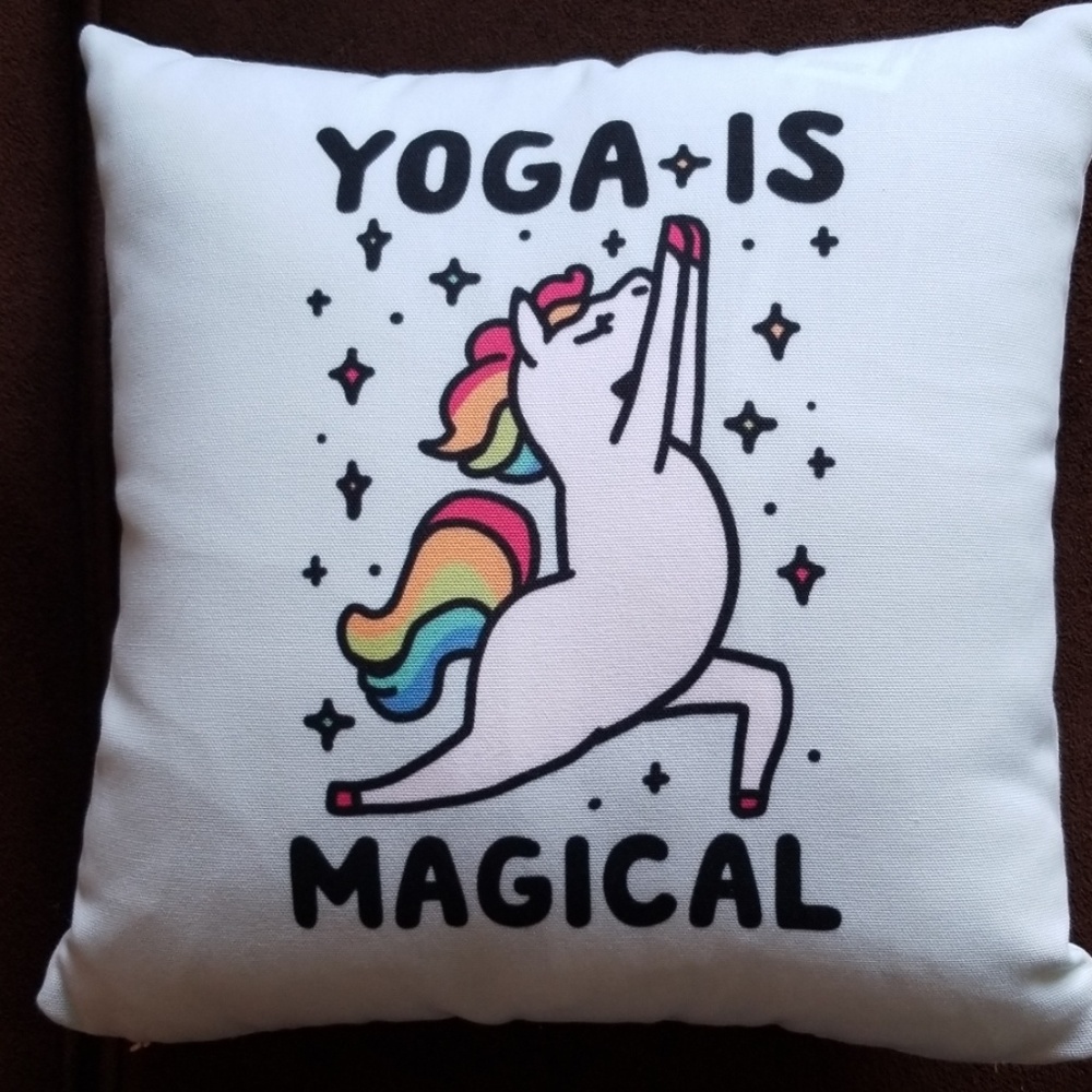 Decorative pillow